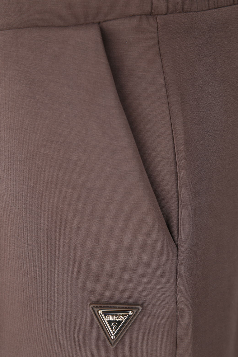 Athleisure - Weite Hose mit Teilungsnaht