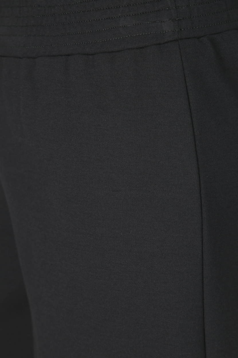 Liviana Conti - 7/8-Hose in O-Shape