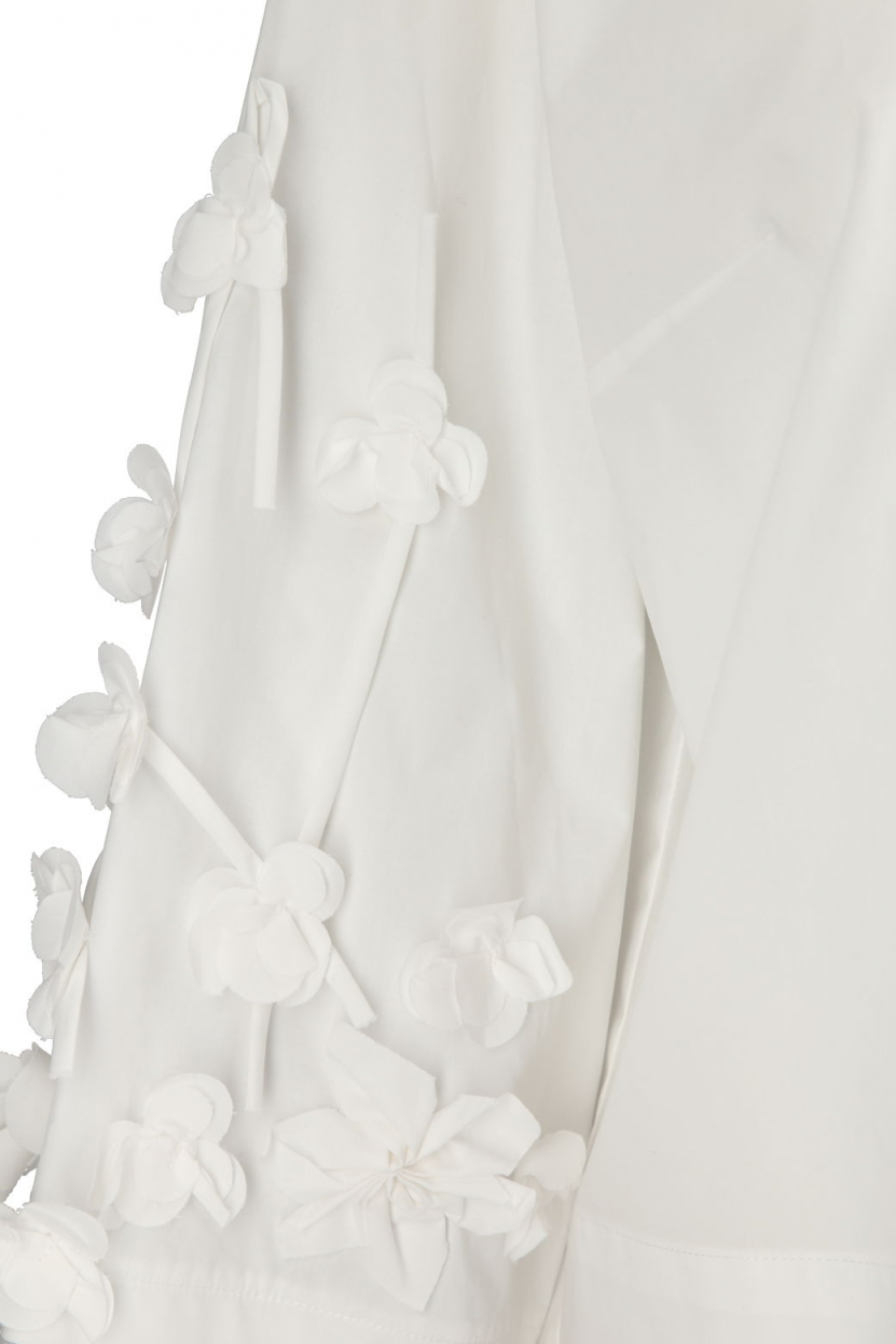 Meimeij - Bluse mit Blumenapplikation